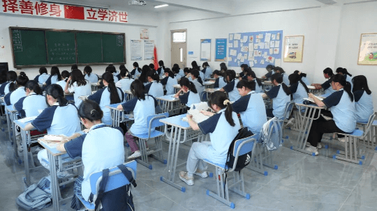 初高中畢業(yè)生請(qǐng)注意！新華“六好校園”，速來(lái)